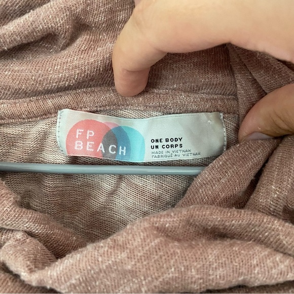 Free People FP Beach One size Cocoon Cowl Pullover - Picture 3 of 9